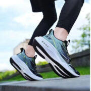 Fashionable Sneakers Men's Running Sports Shoes