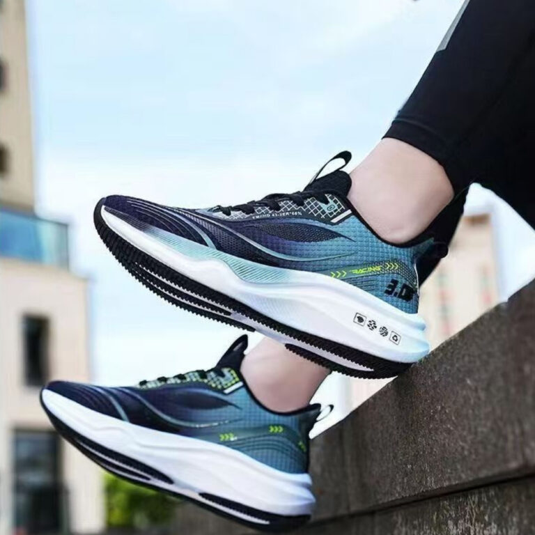 Fashionable Sneakers Men's Running Sports Shoes